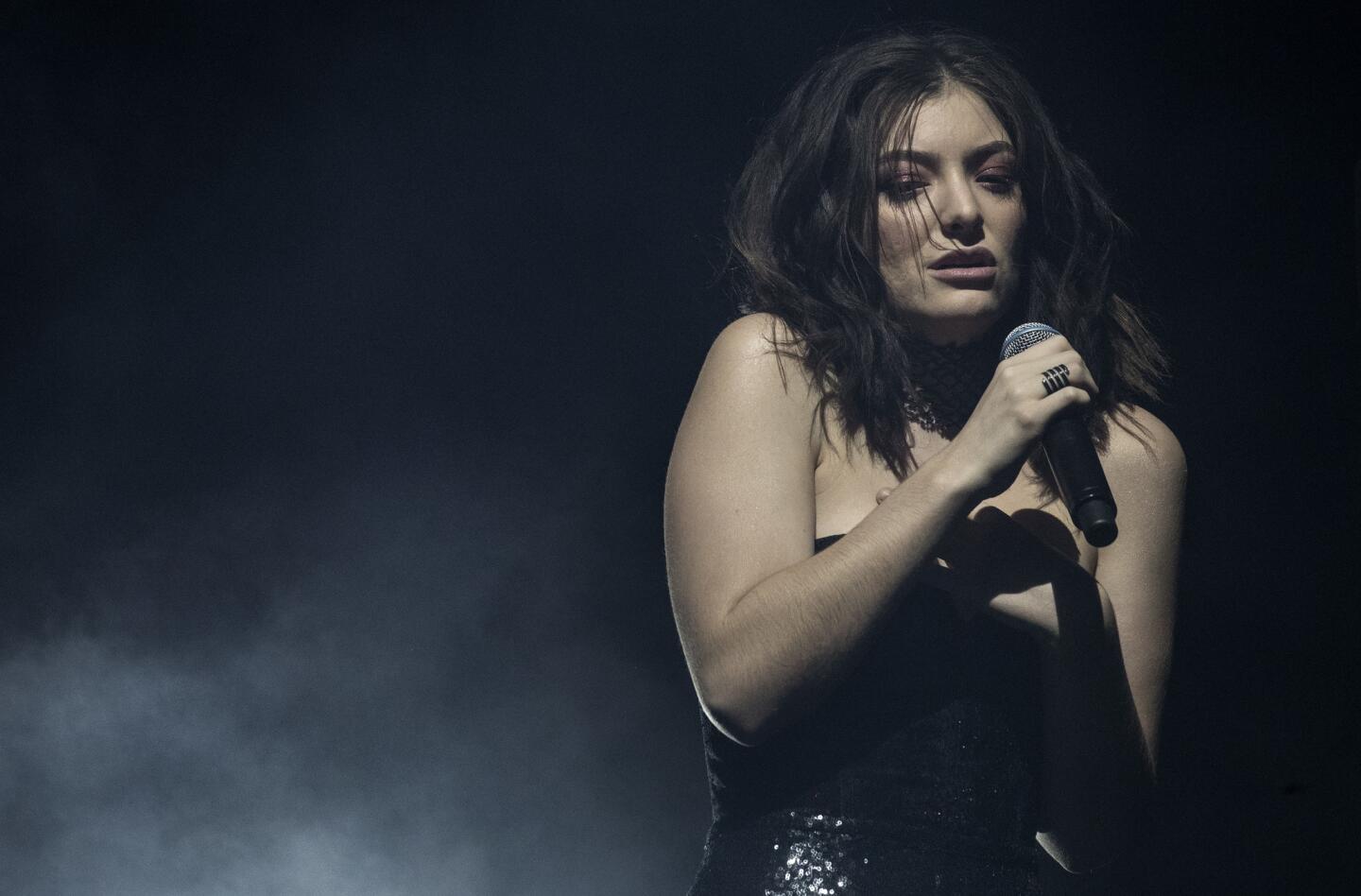 Lorde performs at Coachella during the second weekend.
