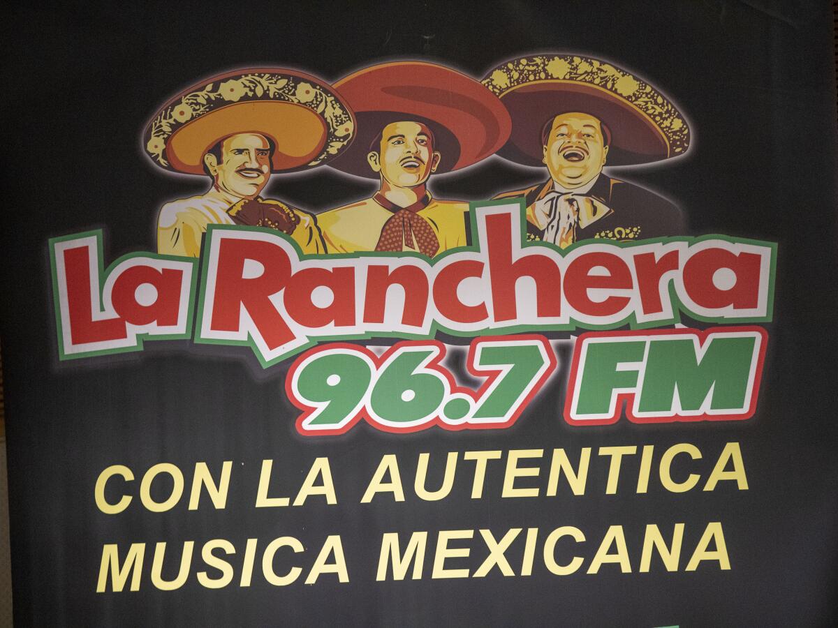 La Ranchera 96.7 FM logo