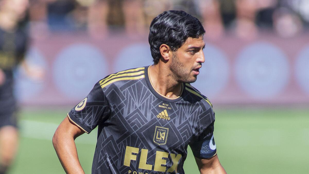 MLS: Carlos Vela presenta el nuevo jersey del LAFC para temporada 2022