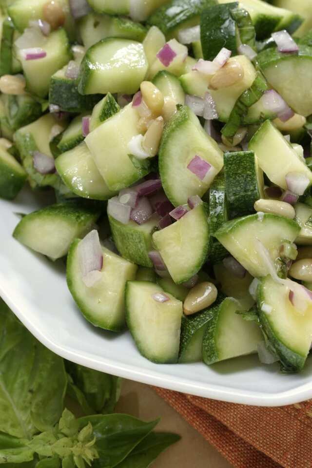Zucchini salad