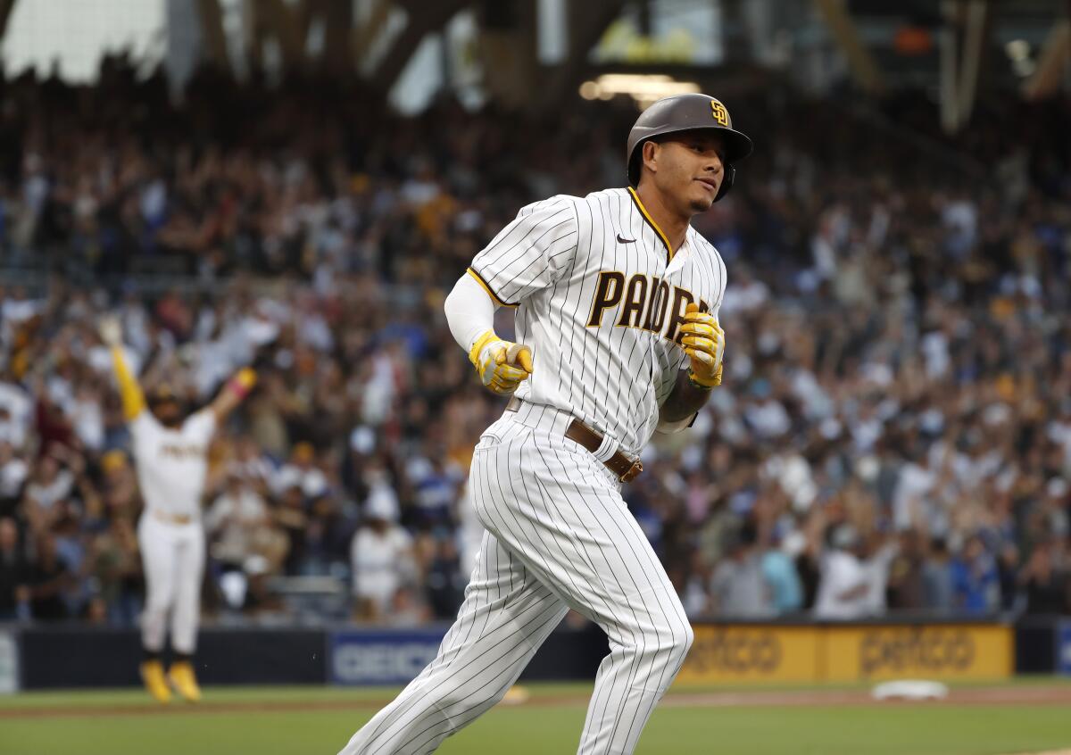 To chants of 'Beat LA!', the Padres eliminate the Dodgers