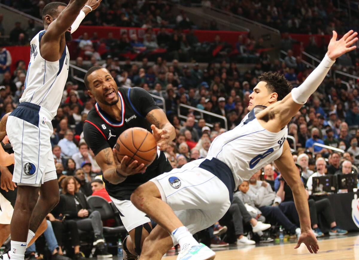 Clippers News: Norman Powell suffers fractured bone in foot, no timetable  for return - Clips Nation