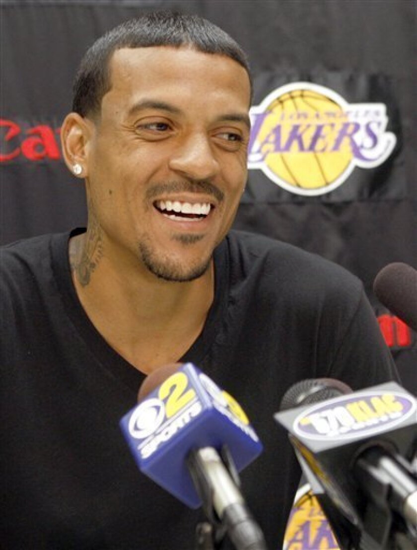 Lakers Barnes Booked On Domestic Violence Charge The San Diego