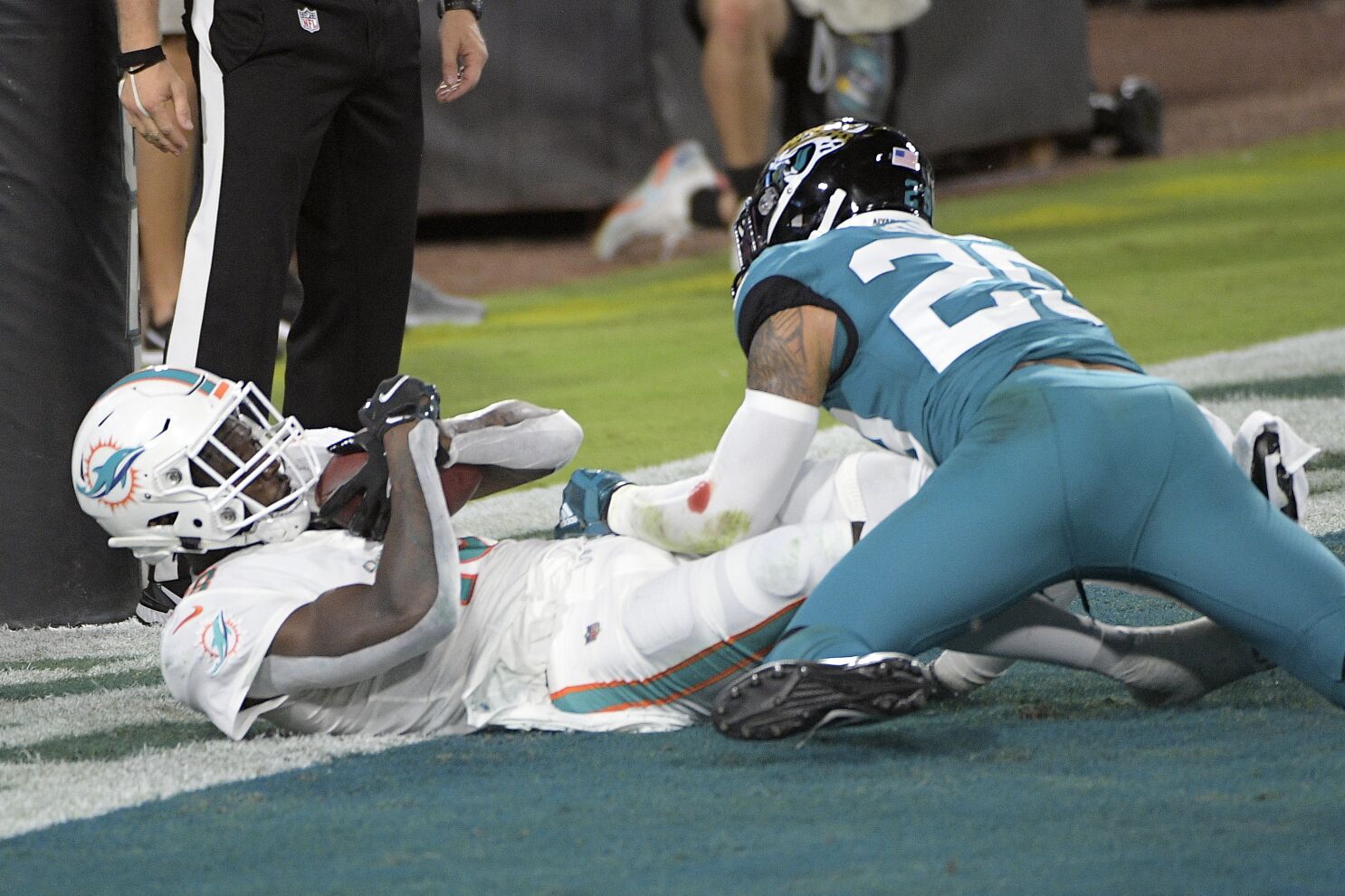 Jaguars stumble out of gate again, lose 31-13 to Dolphins - The San Diego  Union-Tribune