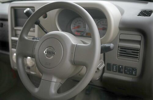 CUBE steering wheel