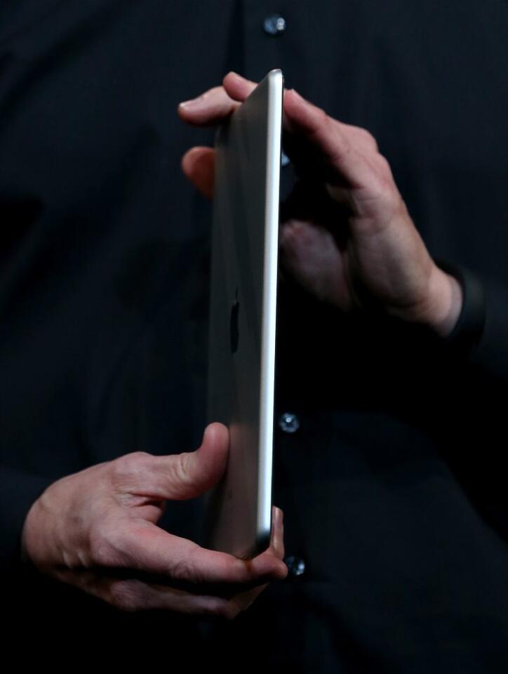 Tim Cook and the skinniest iPad yet