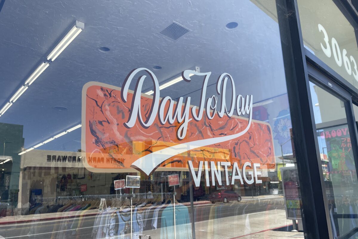 Day to Day Vintage is a second hand store in San Diego.