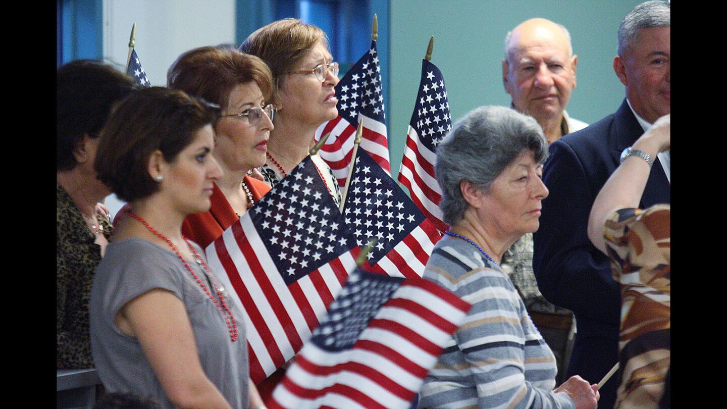 Photo Gallery: New citizens recognized