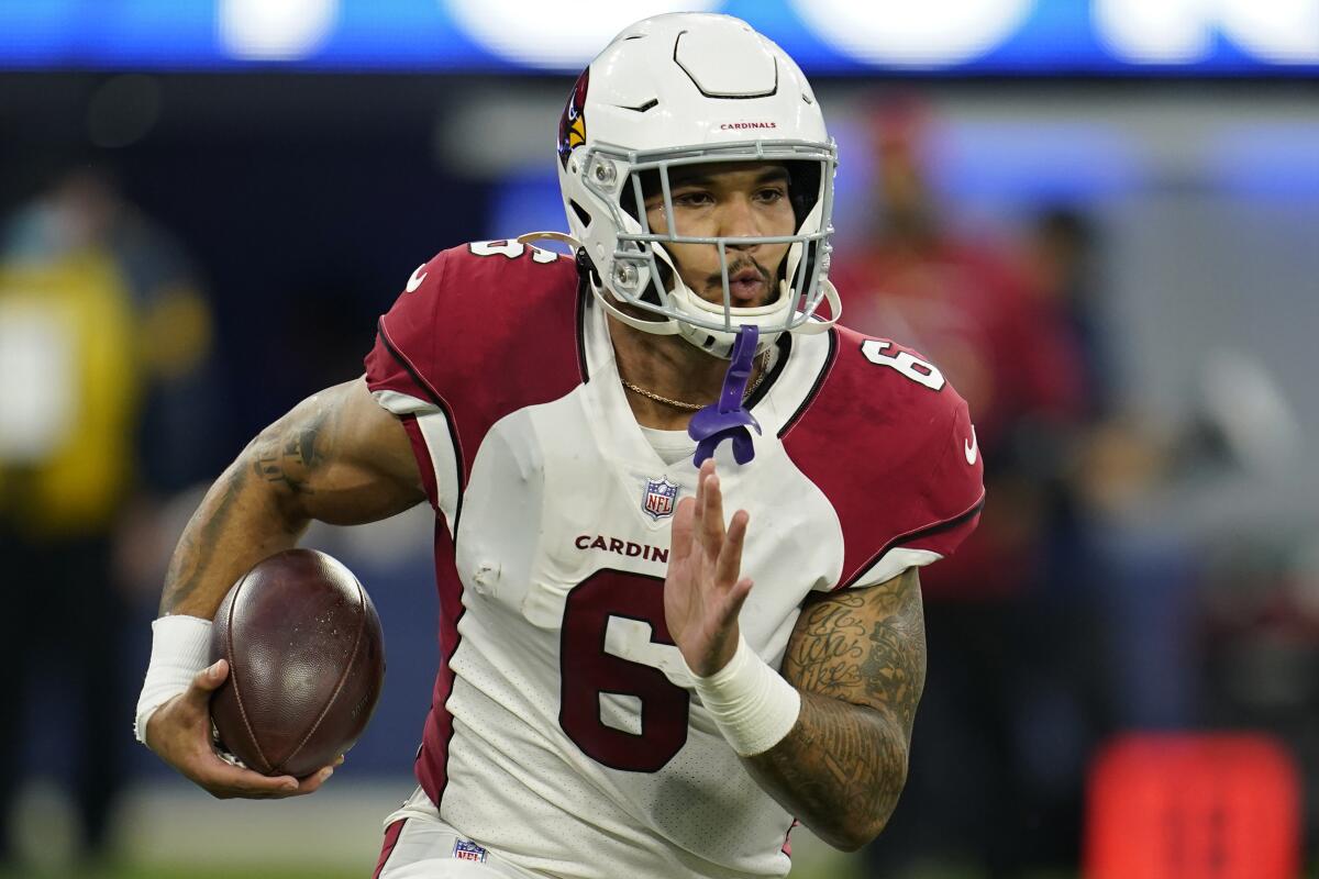 James Conner has career game for Arizona Cardinals, leads NFL in TDs