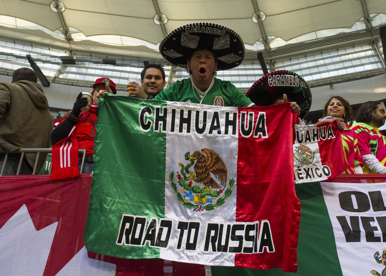 Eliminatoria: Canadá 0-3 México