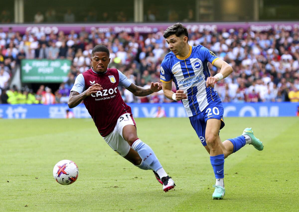 OptaJoe] Aston Villa have won each of their last 14 home games in the  Premier League, equalling a club record for consecutive home victories in  league competition (previously done in 1931 and