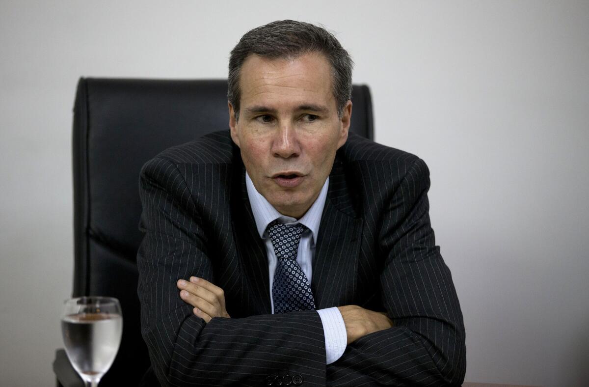 Alberto Nisman en 2013. La muerte espeluznante del fiscal argentino en 2015 es el tema de las docuseries de Netflix "Nisman: el fiscal, el presidente y el espía".