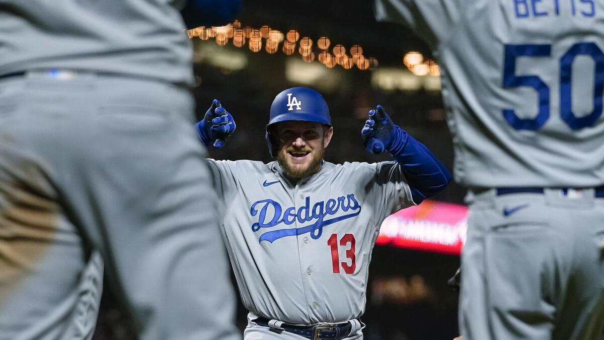Freddie Freeman's 15-pitch at-bat sparks Dodgers over Giants - Los Angeles  Times