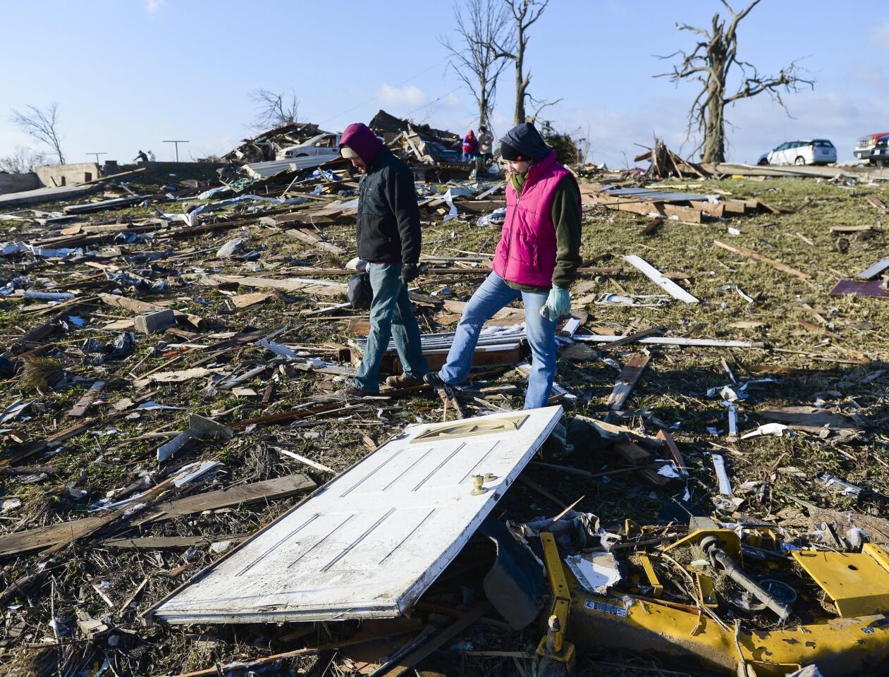 Severe Tornado Outbreak Hits Illinois