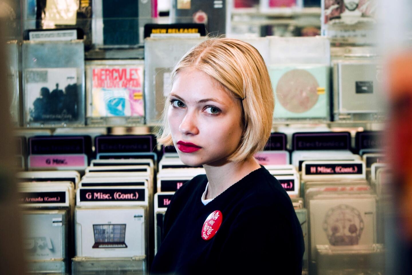 lat-tavi-gevinson-la0012282939-20100311