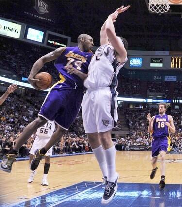 Kobe Bryant, Josh Boone