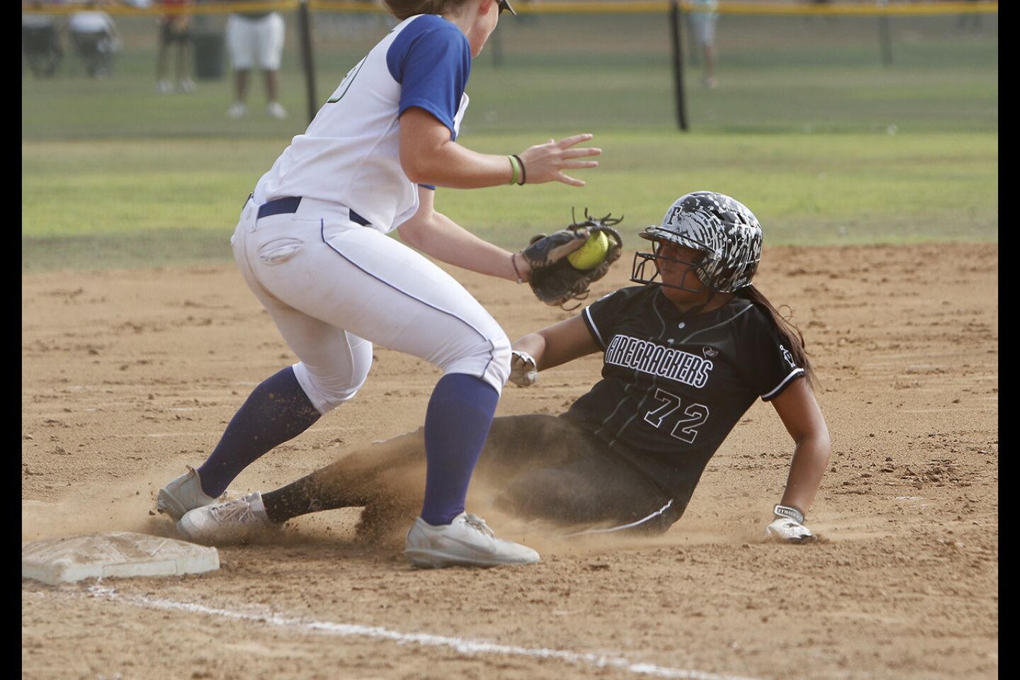 Firecrackers bats come alive against Jersey Intensity at PGF Nationals