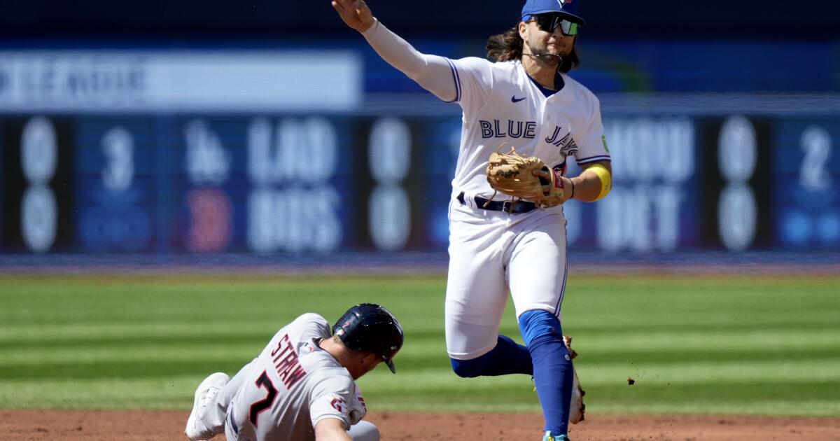 Bo Bichette sidelined by thumb discomfort for Blue Jays' series