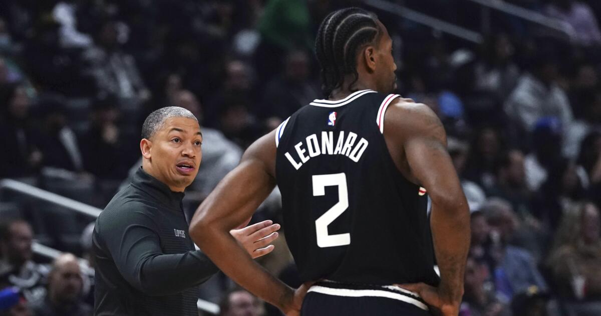 Ty Lue says Clippers preparing as if Kawhi Leonard will play in Game 1, but can he?