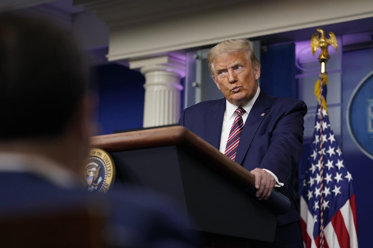 Donald Trump fotografiado durante una conferencia de prensa en la Casa Blanca 