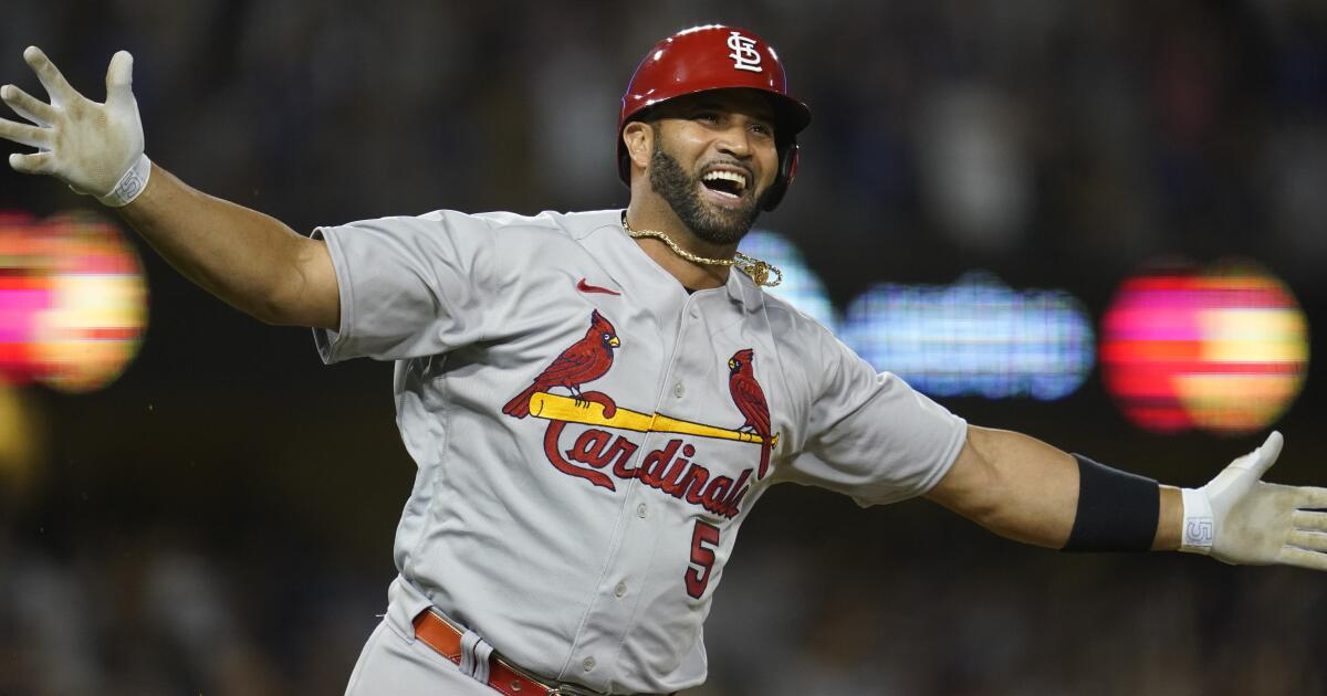 SportsCenter - St. Louis Cardinals star Albert Pujols said he thought about  retiring in June this season. Instead, he'll finish his career as one of  four players in MLB history with over