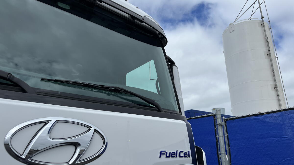 First big-rig hydrogen fuel station in the U.S. opens in California - Vimarsana News