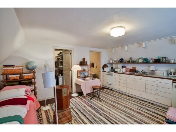 J.D. Salinger's home for sale - garage apartment