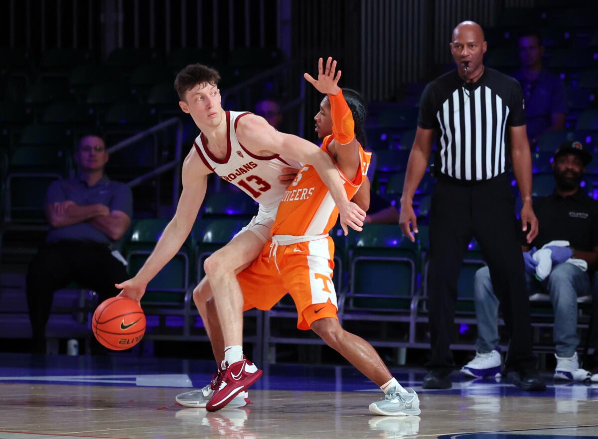 USC's Drew Peterson works in the post against Tennessee's Tyreke Key.