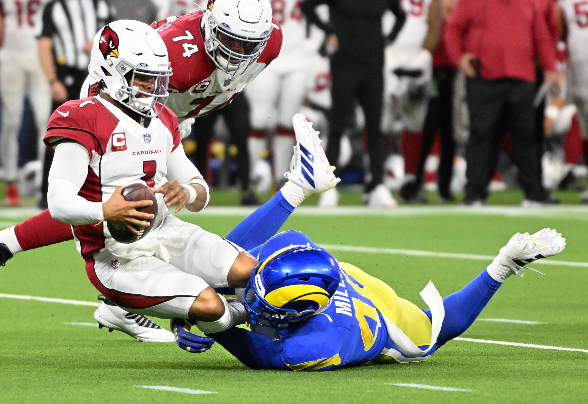 Rams linebacker Von Miller sacks Cardinals quarterback Kyler Murray.