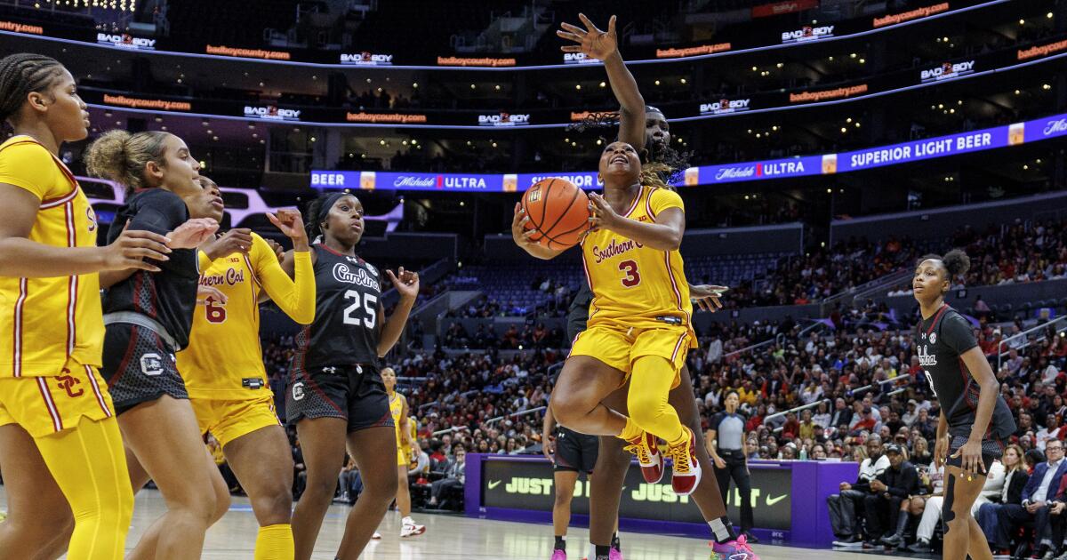 No. 8 USC can't pull off a comeback this time in loss to No. 2 South Carolina