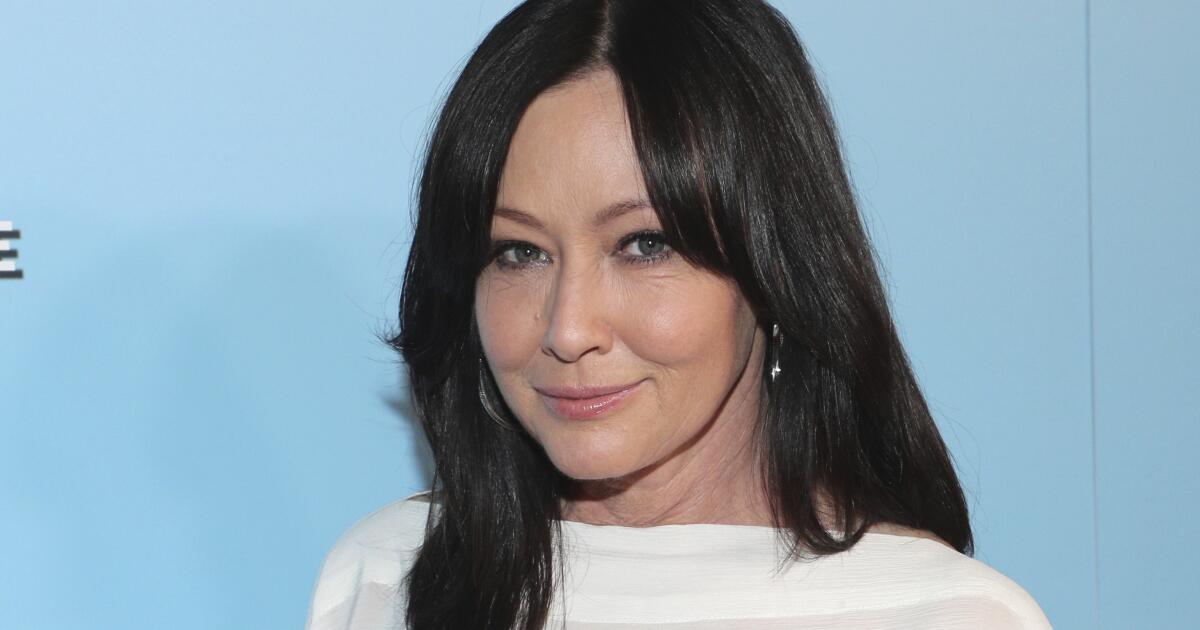 Shannen Doherty is ‘downsizing’ belongings to fund top quality time with mom amid cancer fight