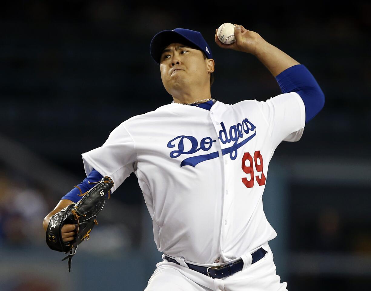 APphoto_NLDS-Dodgers-Rotation Baseball