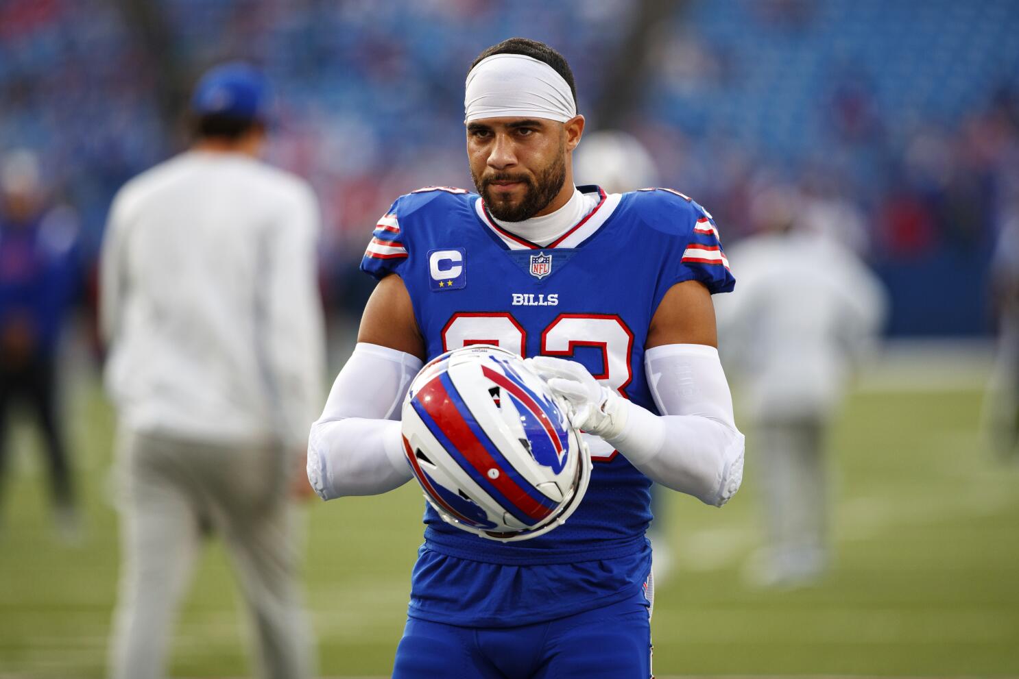 Bills' Hyde, Crowder resume practicing for potential return - The