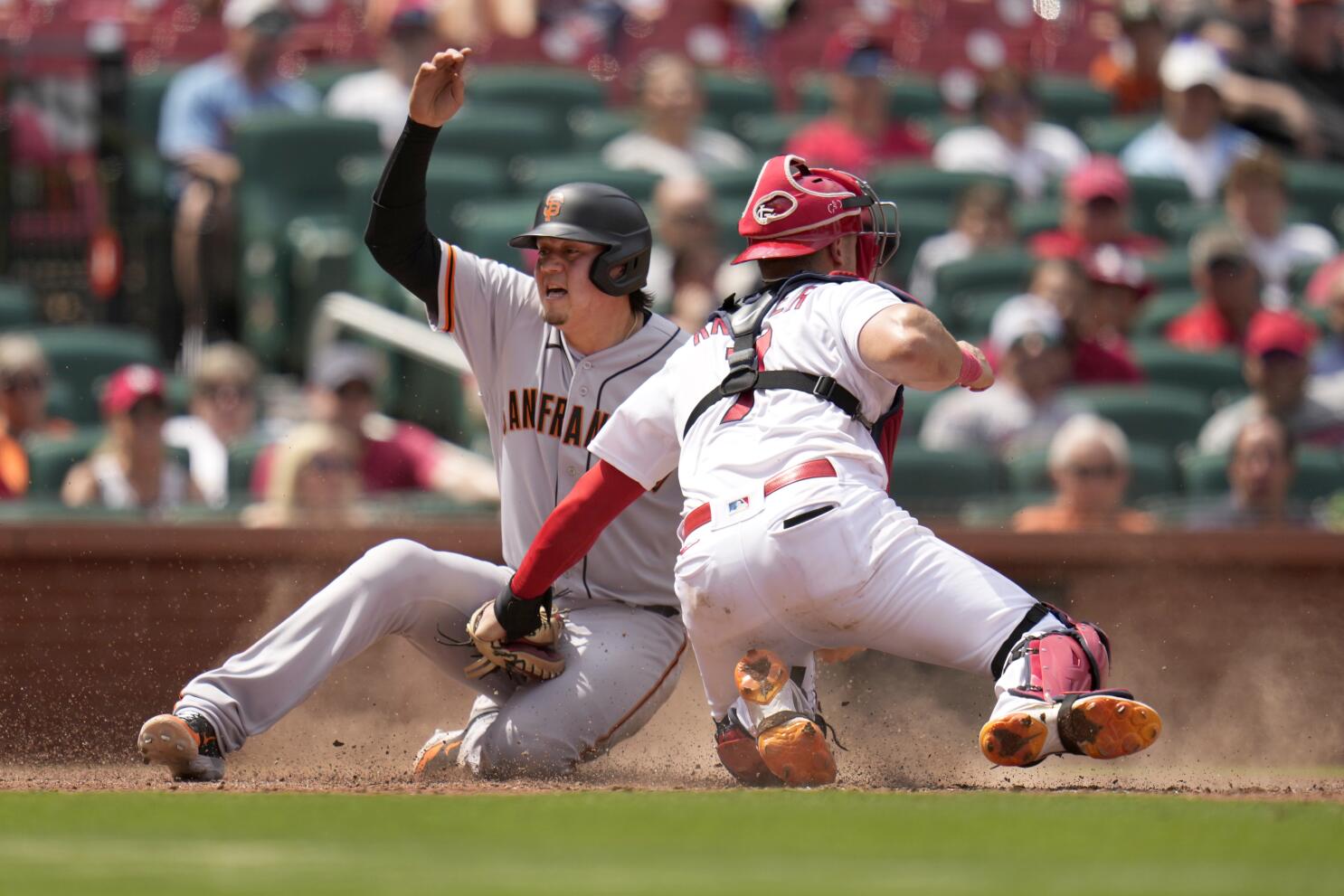 SF Giants' LaMonte Wade Jr. changed swing and started hitting homers -  Beyond the Box Score