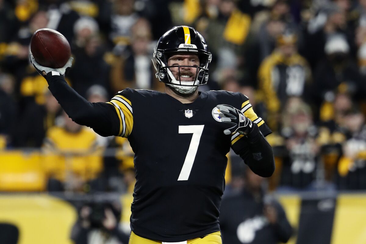 Pittsburgh Steelers quarterback Ben Roethlisberger passes against the Baltimore Ravens on Dec. 5.