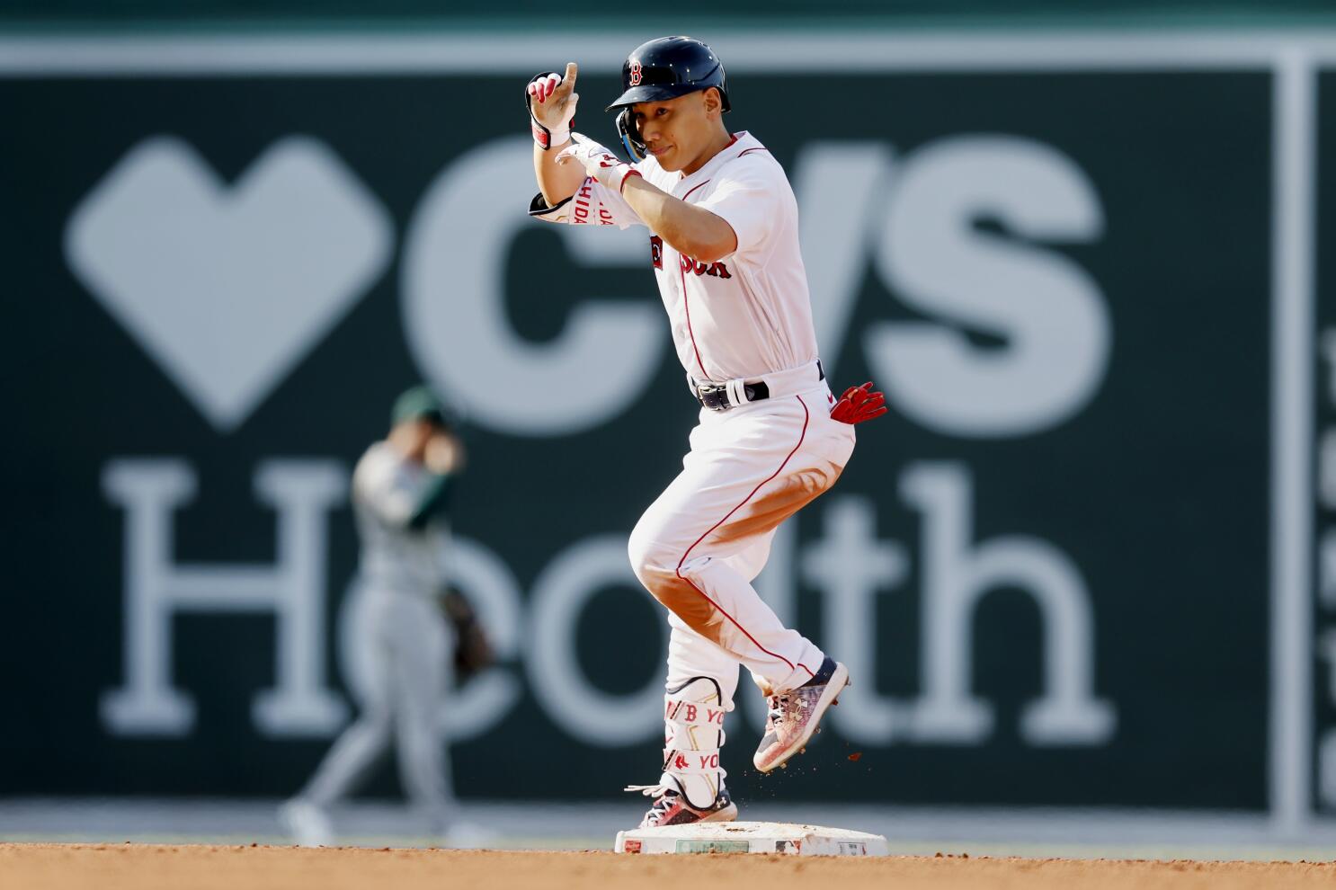 Duran, Verdugo each hit a 2-run HR; Red Sox coast past MLB-worst Athletics,  10-3