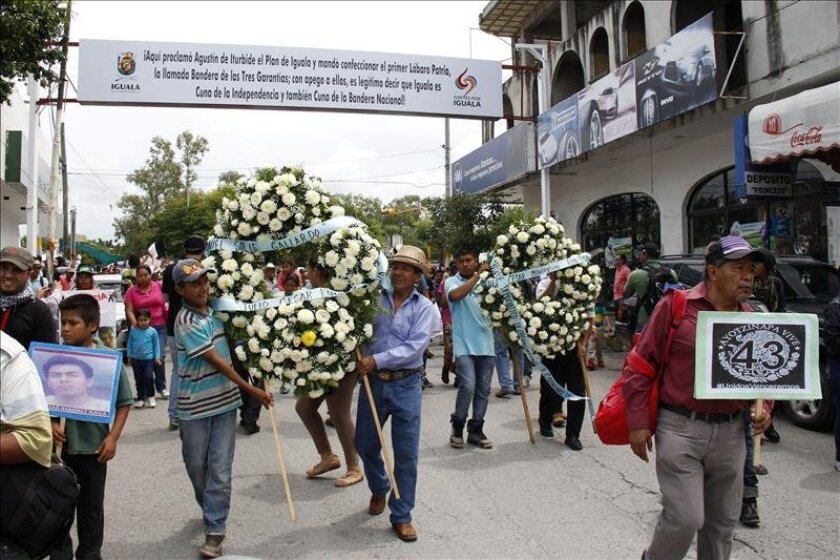 The petition, which already has more than 1,650 signatures, aims to ensure that the "truth prevails" and that respect is shown to the "memory of the fallen, the injured ... the parents, mothers, sons, daughters, wives, brothers, sisters, friends, colleagues, and for all those who were directly or indirectly affected by that tragic night." EFE/File