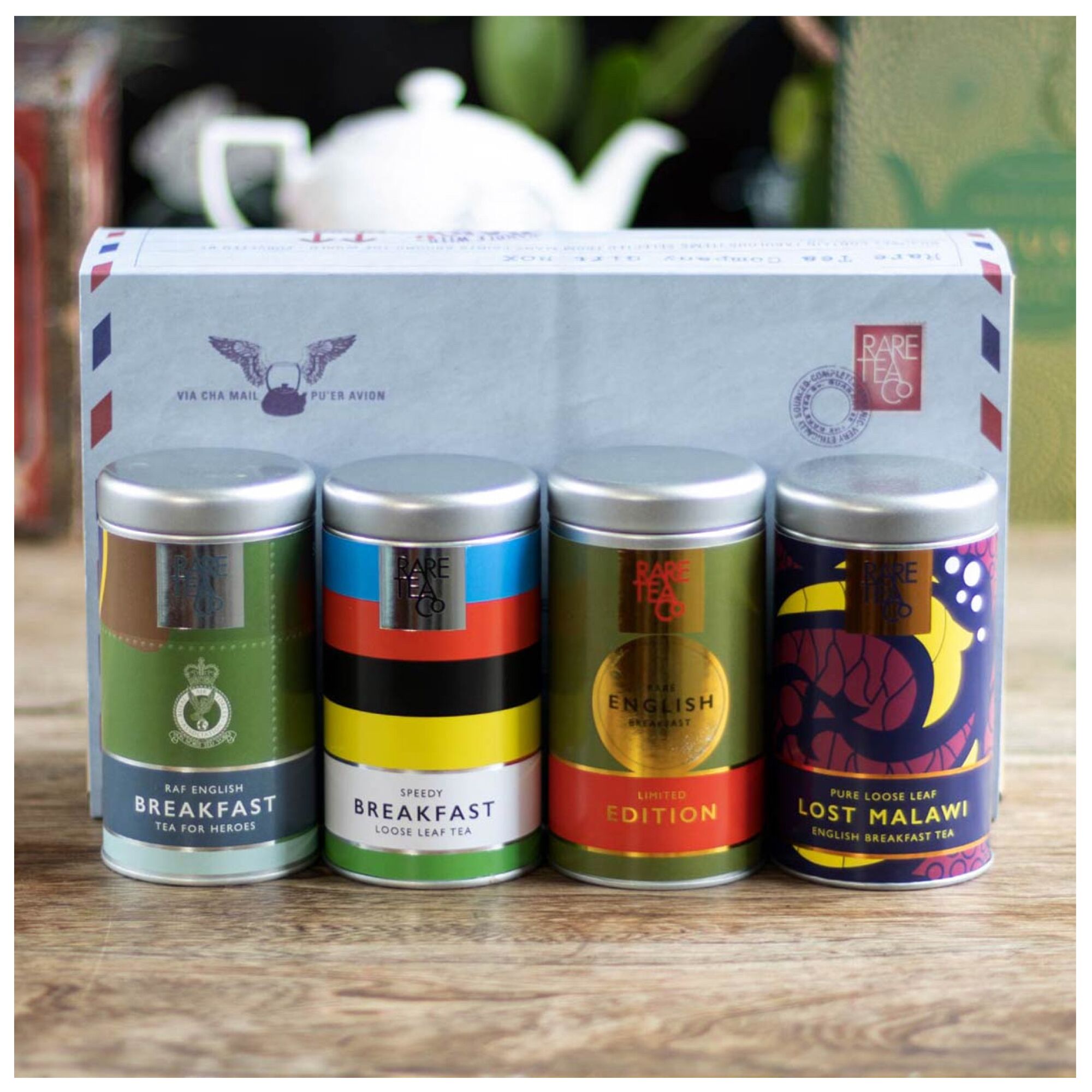 Tins of loose-leaf tea