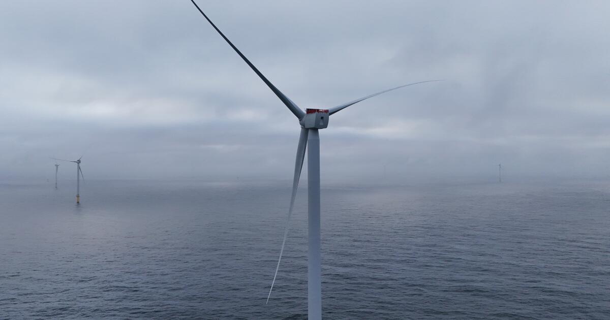 L’administration Trump paiera le développeur de gaz pour qu’il se retire du bail offshore californien.