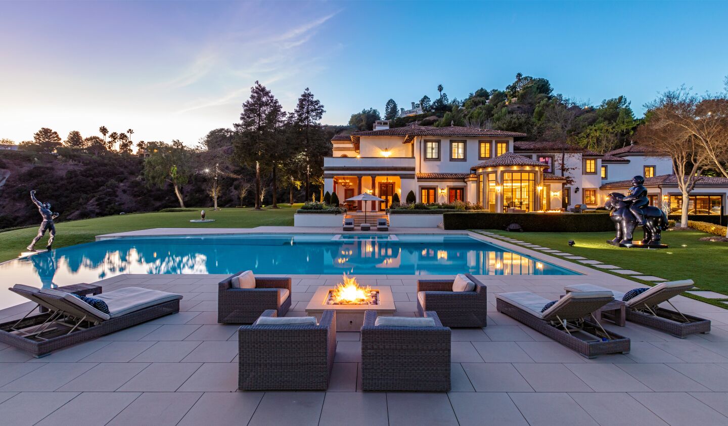 The fire pit.