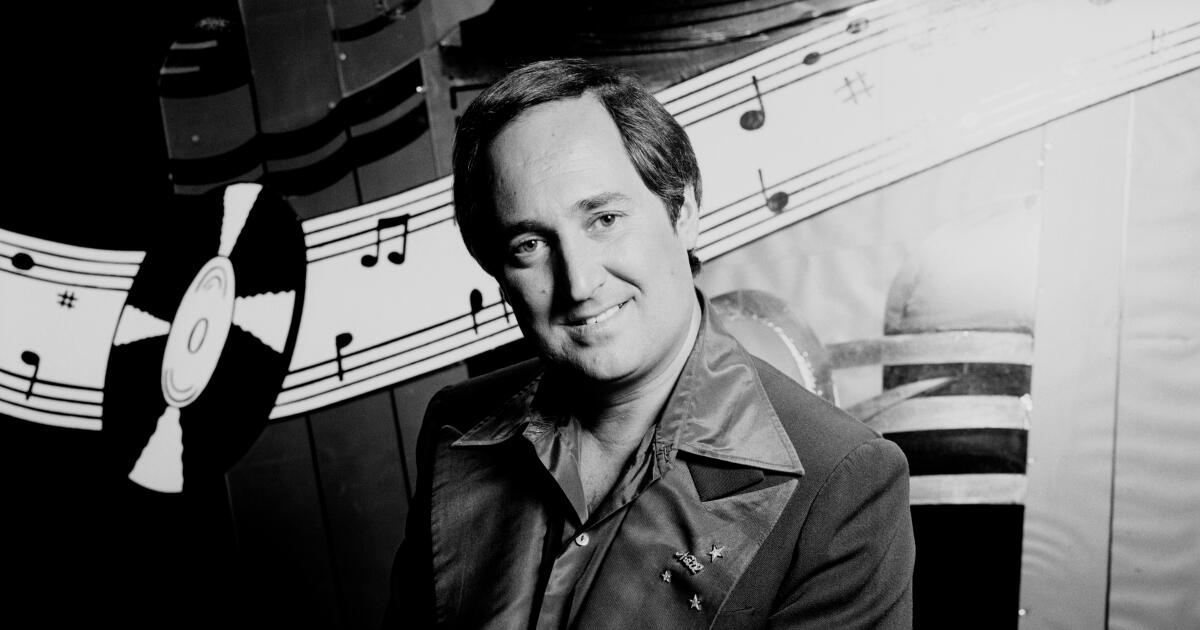 Neil Sedaka, songwriter and hitmaker over multiple generations, dies at 86
