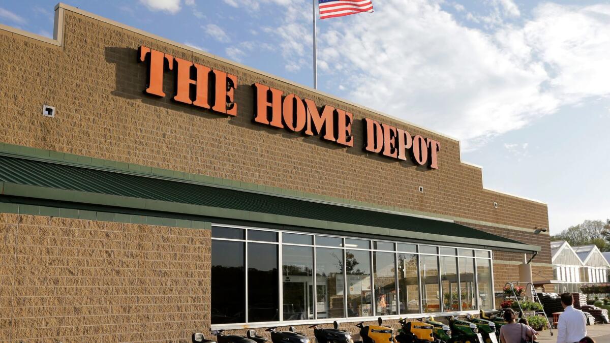 Home Depot touts its bonuses, but most workers probably won't receive the maximum $1,000.