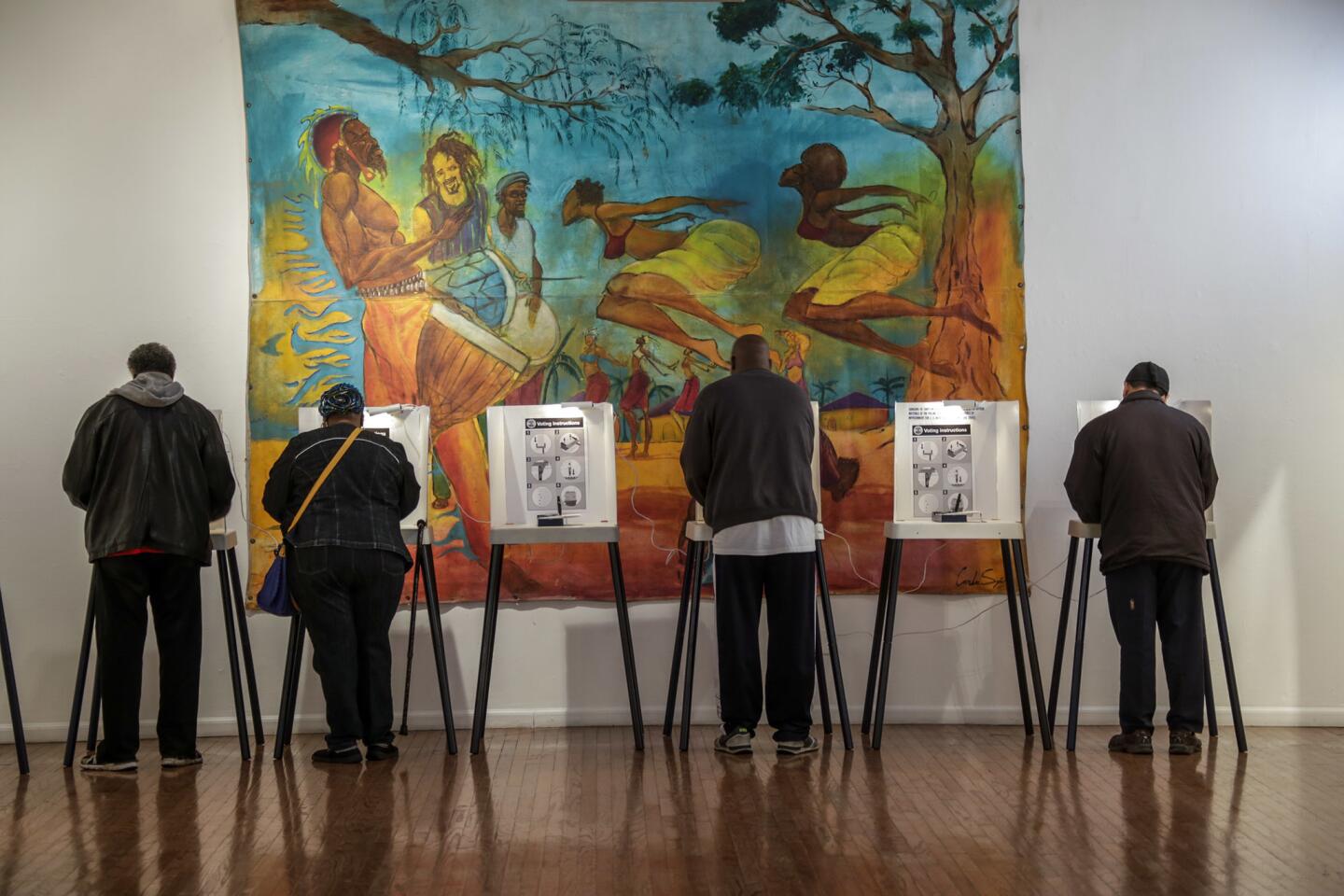 Californians cast their ballots in 2016 presidential election