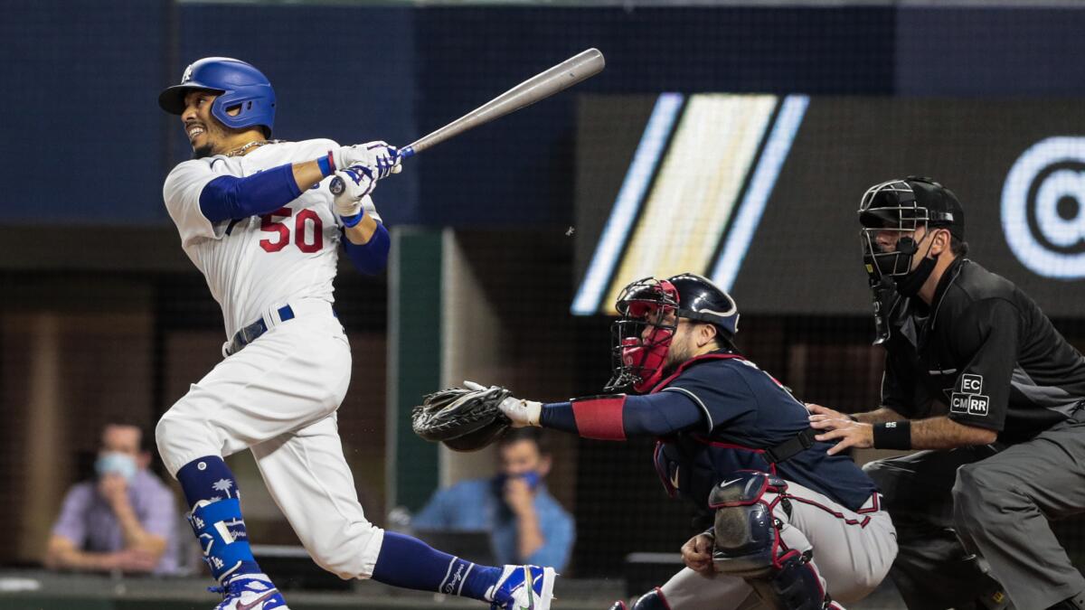 Dodgers' Brusdar Graterol, Victor Gonzalez shine in relief - Los Angeles  Times