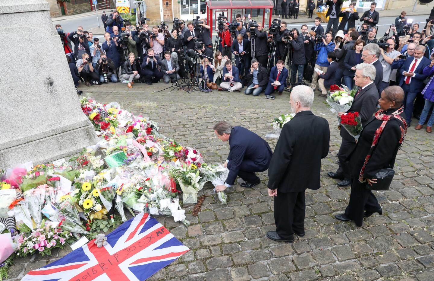 PM Cameron pays respects