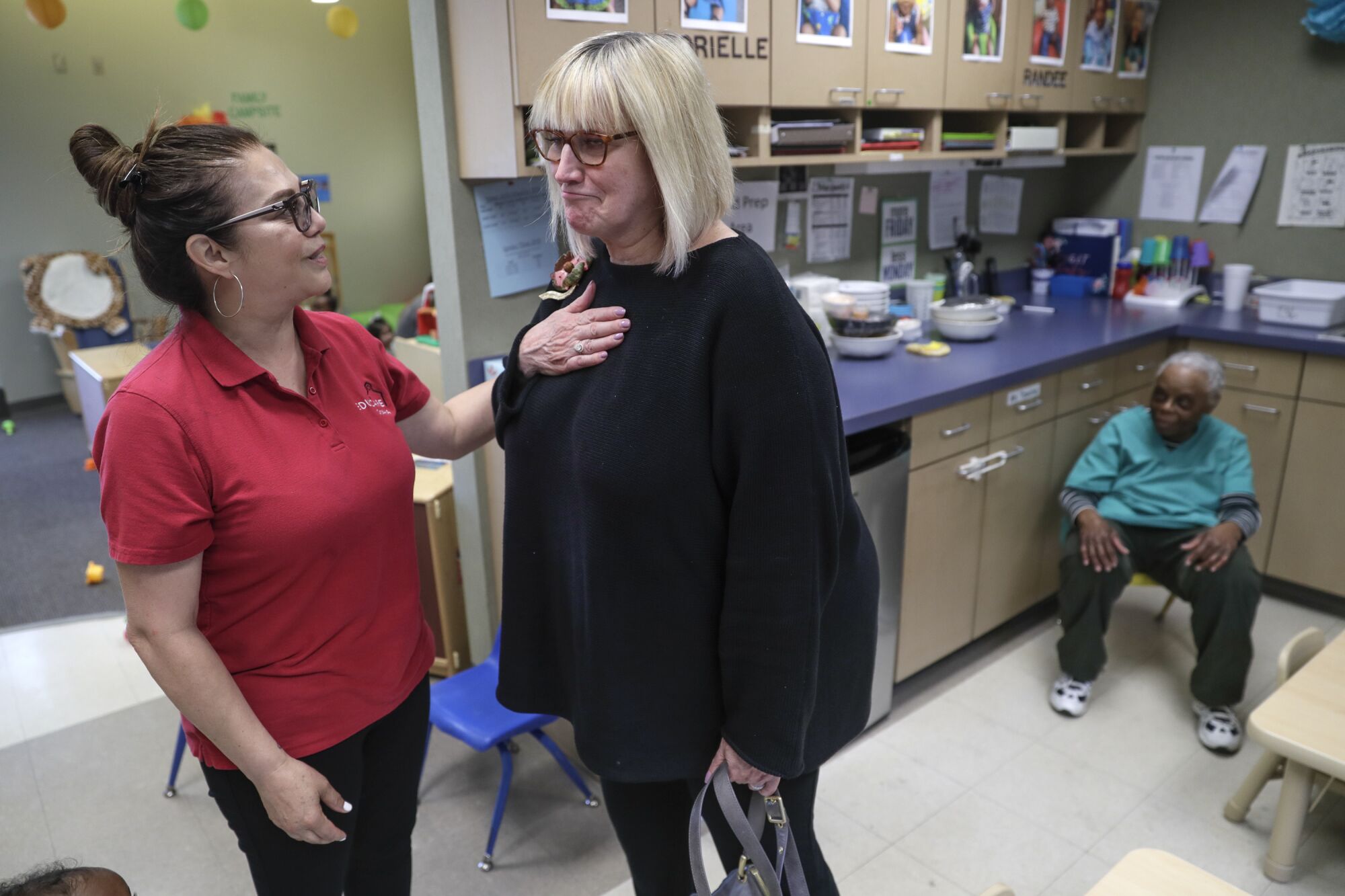 Susie Buffett humbly accepts gratitude from Veronica Montero Lucero, a teacher at Educare Omaha.