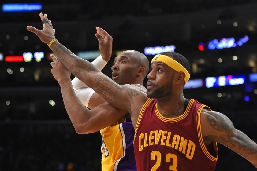 Lakers guard Kobe Bryant and Cleveland Cavaliers forward LeBron James in January 2015.