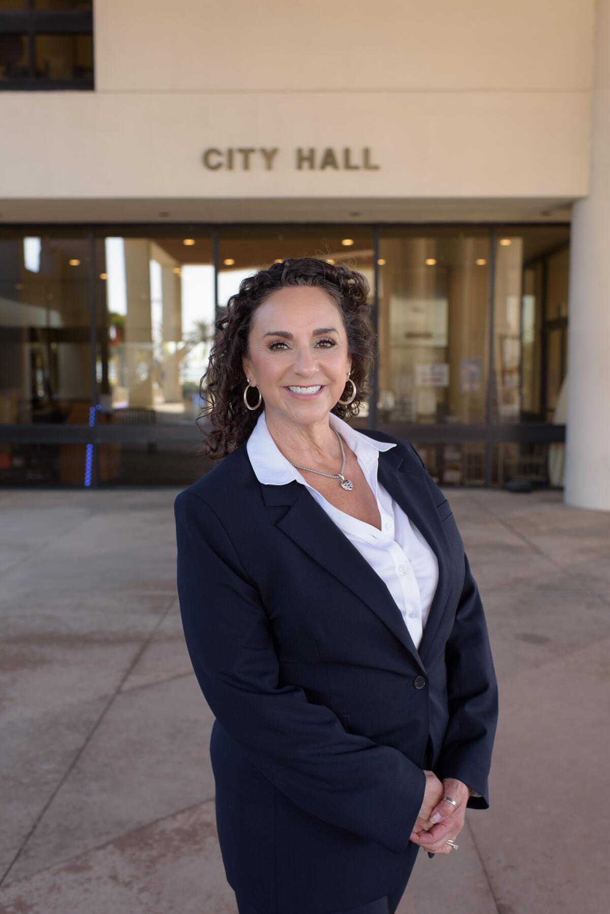 Lisa Lane Barnes is currently a member of Huntington Beach's Community and Library Services Commission.