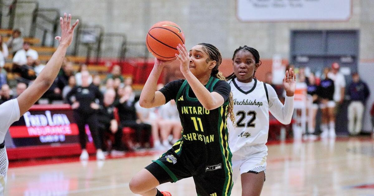 Prep talk: Ontario Christian's Kaleena Smith is averaging 32.8 points, No. 2 in state