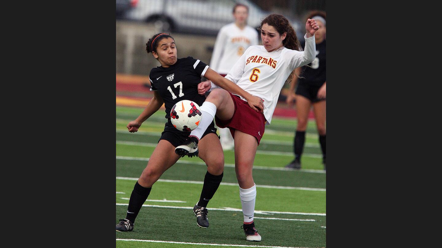 Photo Gallery: La Cañada vs. FSHA in non-league girls' soccer